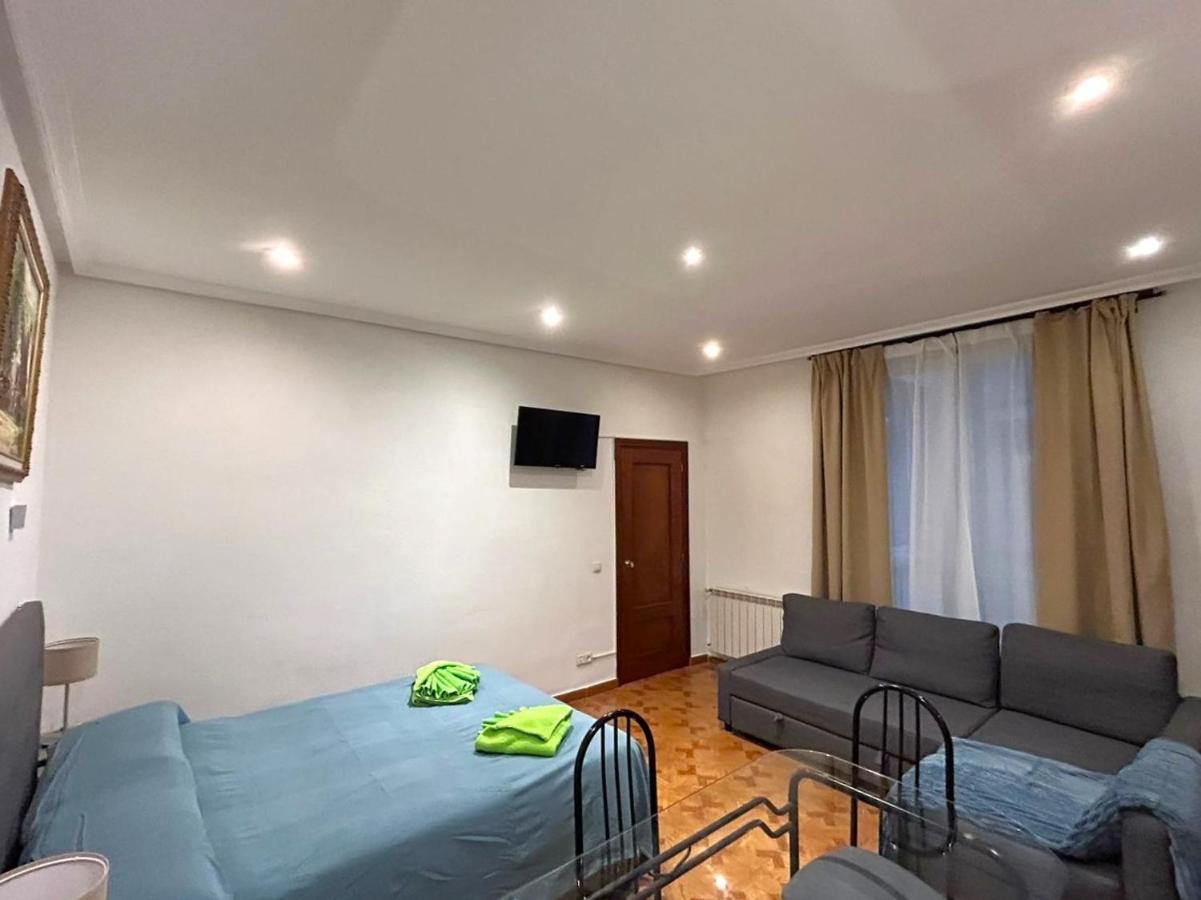 Habitaciones Figueroa Madrid Ngoại thất bức ảnh