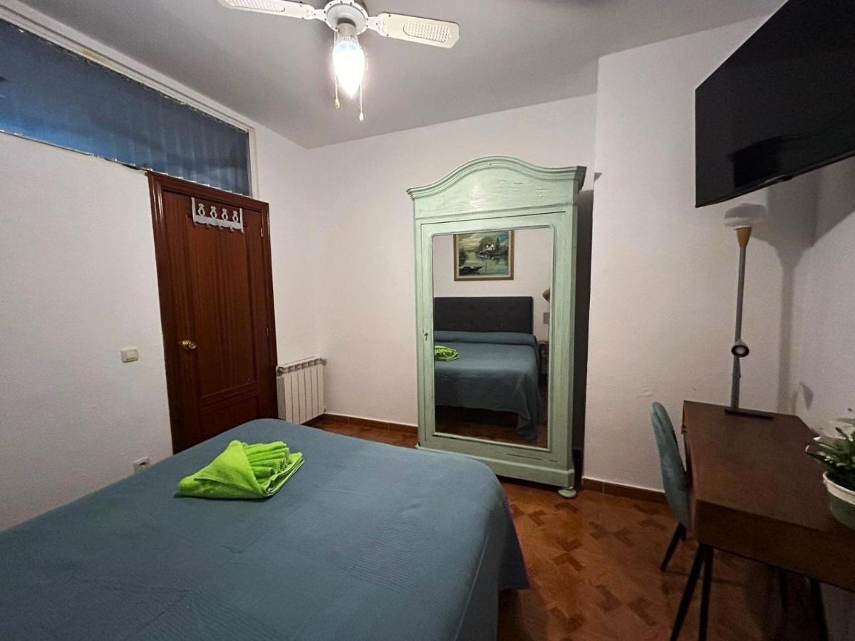 Habitaciones Figueroa Madrid Ngoại thất bức ảnh