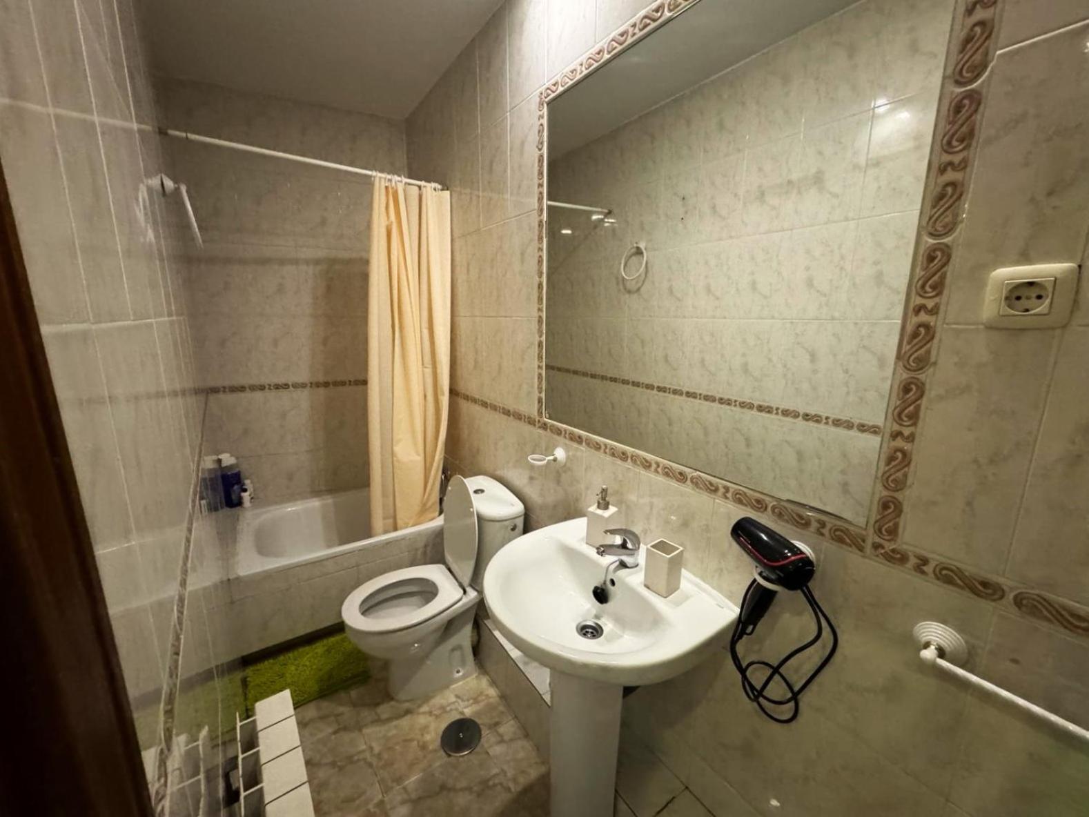 Habitaciones Figueroa Madrid Ngoại thất bức ảnh